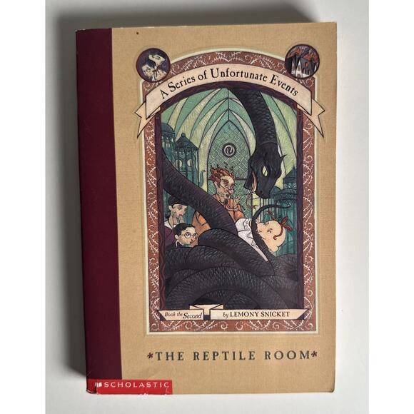 A Series of Unfortunate Events #2: The Reptile Room (Softcover) - Picture 1 of 9